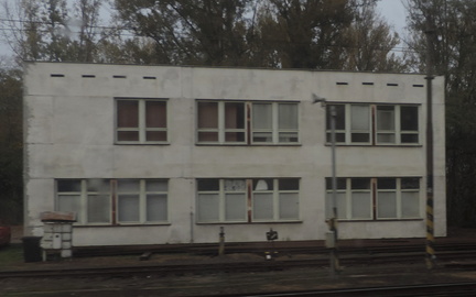 Tatty building
