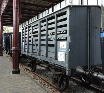 Animal truck