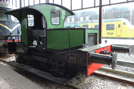Small engine