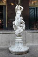 Statue