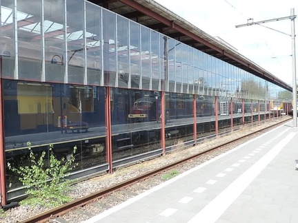 138-TrainArriving
