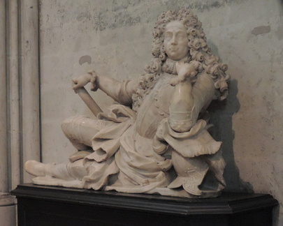 Statue