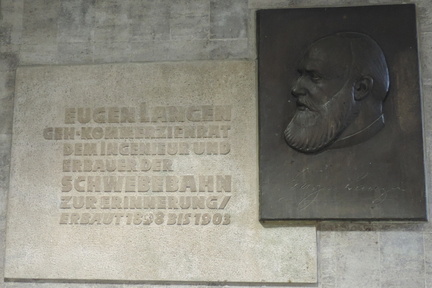 Plaque