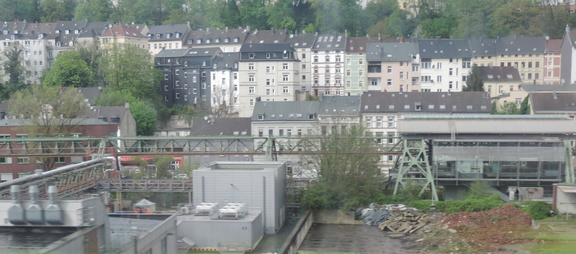 Schwebebahn