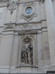 Statue