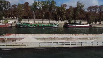 Barge