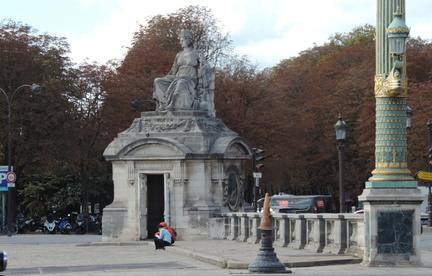 Statue