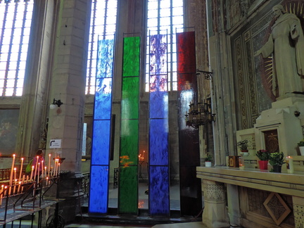 Glass strips