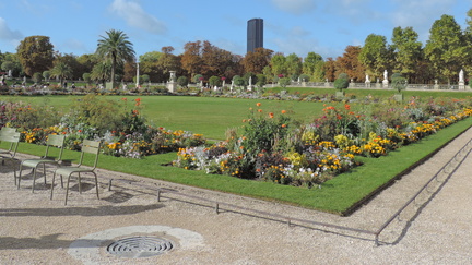 Garden and Montparnasse Tower