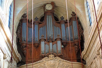 Organ pipes