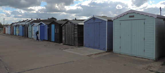 25-BeachHuts