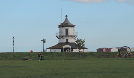 31-LowLighthouse