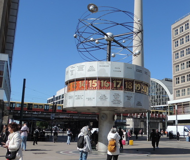 Clock and S-Bahn