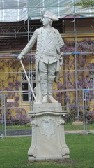 Statue
