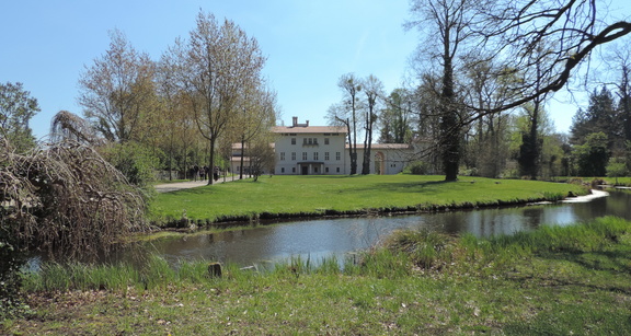 103-AcrossRiver