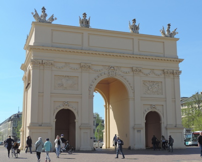 113-BrandenburgGate