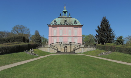 Hunting lodge
