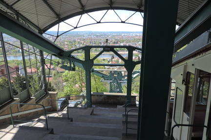 Down the Schwebebahn