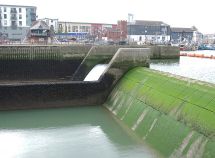 Weir