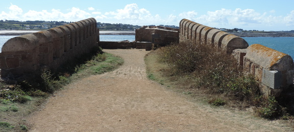 Gun emplacement