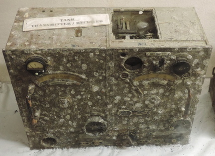 Tank radio