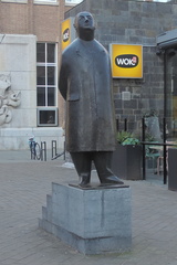 Statue