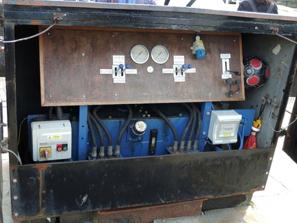 Lock controls