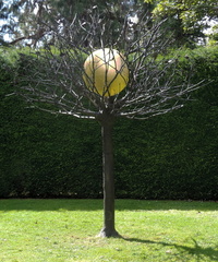 Metal tree