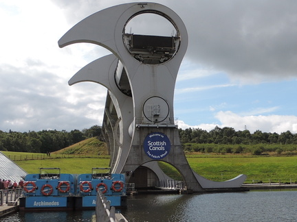 Wheel and boats