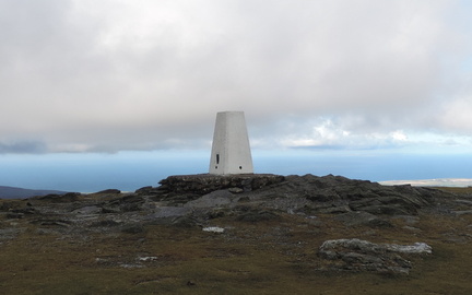Triangulation pillar