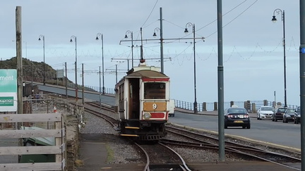 049-Tram
