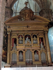 Organ pipes
