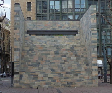 Block sculpture