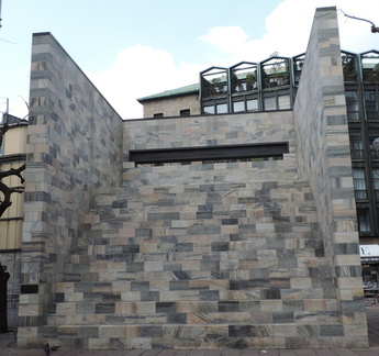 Block sculpture