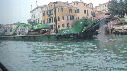 Barge