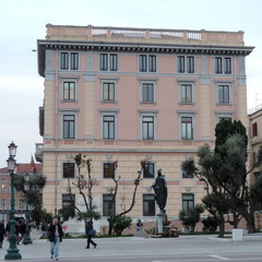 Battenburg coloured building