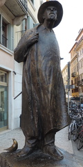 Statue
