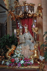 Statue