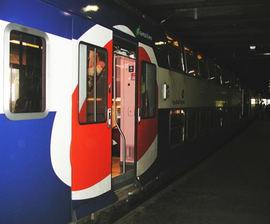 Double decker train