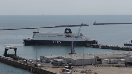 Ferry docking