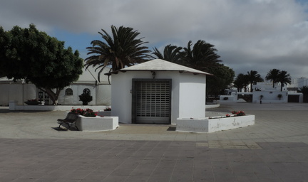 Hut