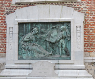 Plaque