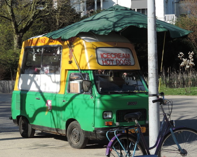Ice cream hot dogs?