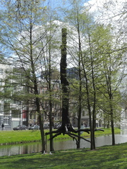 Tree sculpture