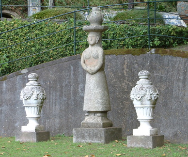 Statue