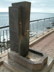 Water fountain