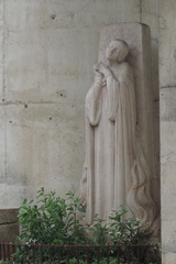Statue