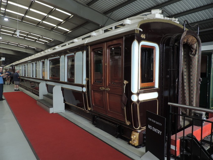 Royal coach