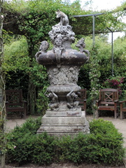 Statue