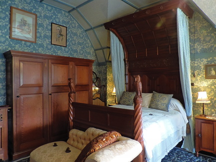 Owl bedroom
